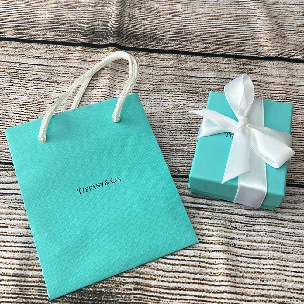 Tiffany and Co Bag, Box, and Bow